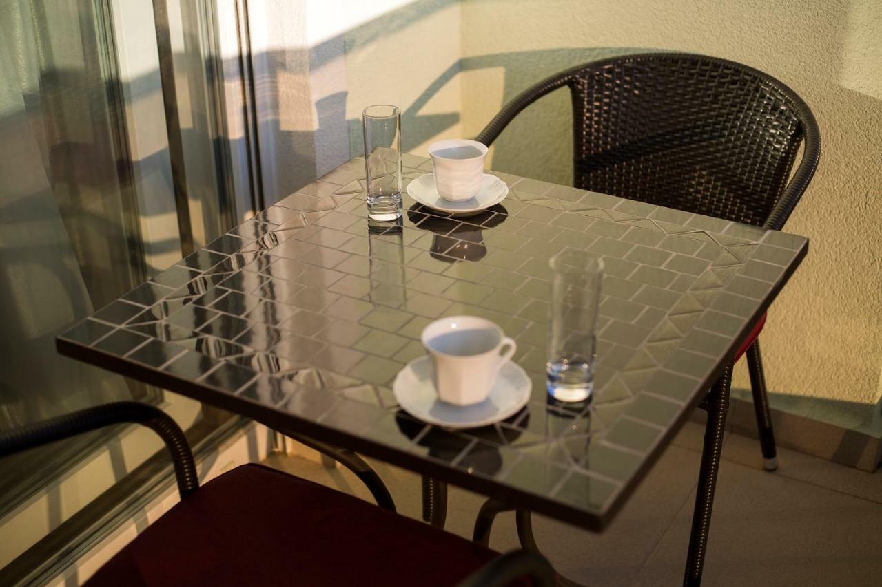 Apartment'S Tea & Nevio Split Exterior photo